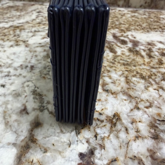 Christian Dior Lady Dior Jasmine Card Holder- Excellent Like New Condition - Picture 6 of 8